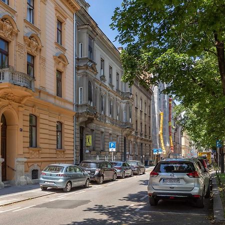 Cozy And Bright 1Bdr Apartment In The City Center! Загреб Екстериор снимка