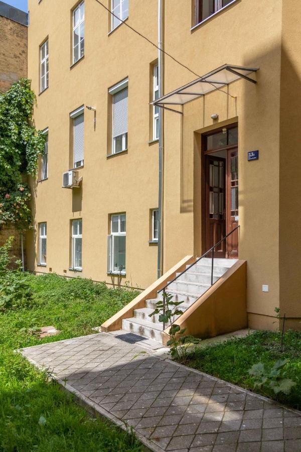 Cozy And Bright 1Bdr Apartment In The City Center! Загреб Екстериор снимка